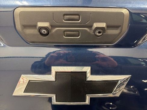 Used 2023 Chevrolet Silverado 1500 LT Trail Boss image 40
