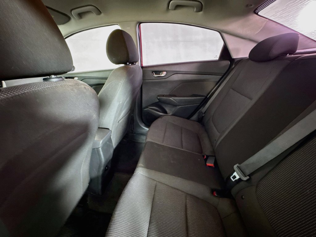 Used 2020 Hyundai Accent SEL FWD image 21