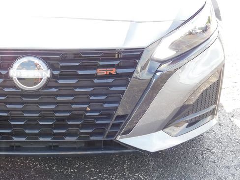 Used 2026 Nissan Altima 2.5 SR FWD image 9