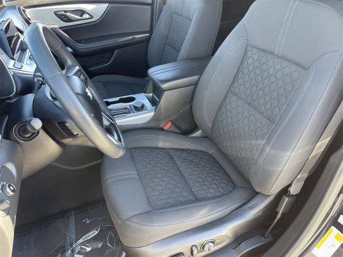 Used 2021 Chevrolet Blazer LT image 21