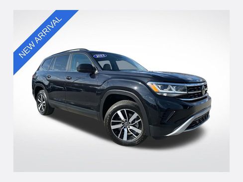 Used 2023 Volkswagen Atlas SE image 1