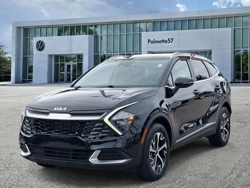 Used 2023 Kia Sportage EX AWD/4WD image 3