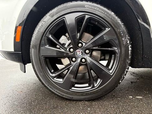 Used 2023 Buick Envision Essence w/ Technology Package I image 13