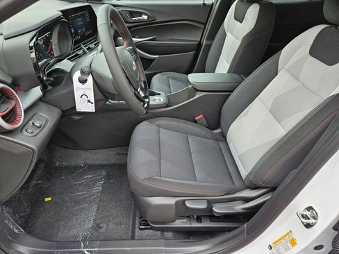 New 2026 Chevrolet Trax RS w/ Driver Confidence Package image 4