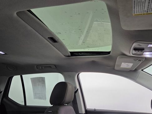 Used 2018 Chevrolet Traverse LT w/ LPO, Cargo Package image 41