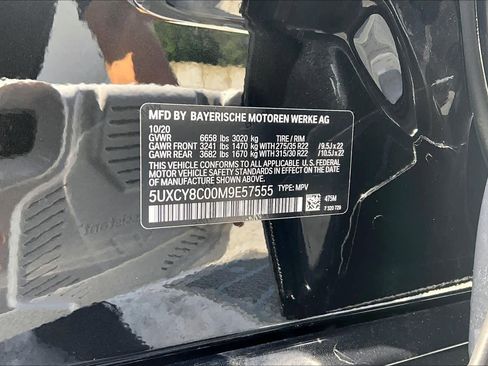 Used 2021 BMW X6 M50i AWD/4WD image 32