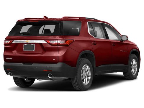 Used 2020 Chevrolet Traverse LT w/ Driver Confidence II Package FWD image 2