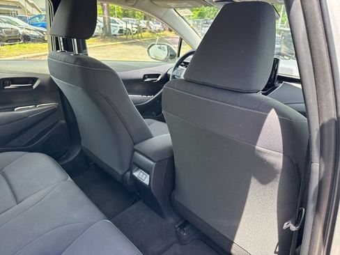 Used 2023 Toyota Corolla LE w/ Carpet Mat Package (TMS) FWD image 24