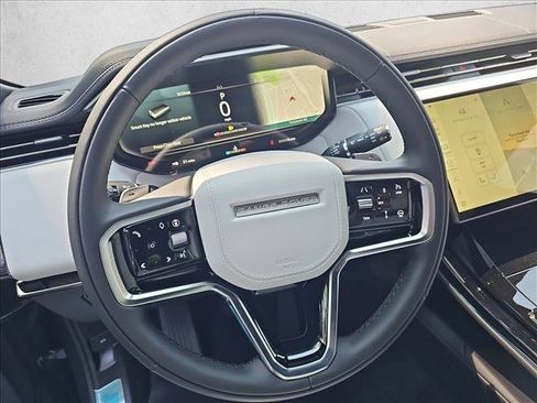 New 2025 Land Rover Range Rover Sport SE image 19