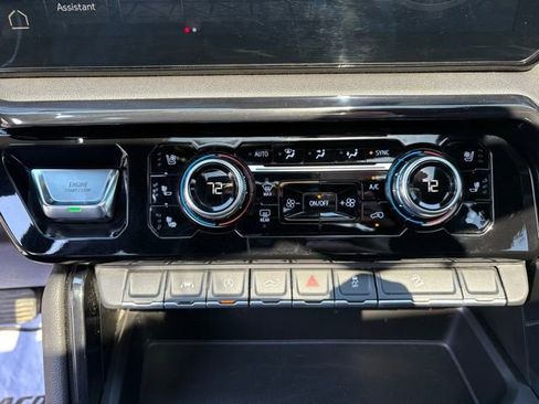 Used 2022 GMC Sierra 1500 AT4 image 23