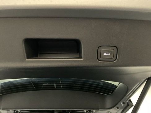 New 2026 Chevrolet Traverse LT w/ Midnight/Sport Edition image 31