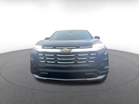 Used 2025 Chevrolet Equinox LT image 4