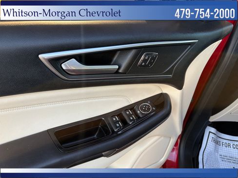 Used 2015 Ford Edge Titanium w/ Technology Package image 16