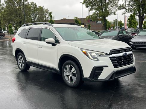 Used 2025 Subaru Ascent Premium AWD/4WD image 5