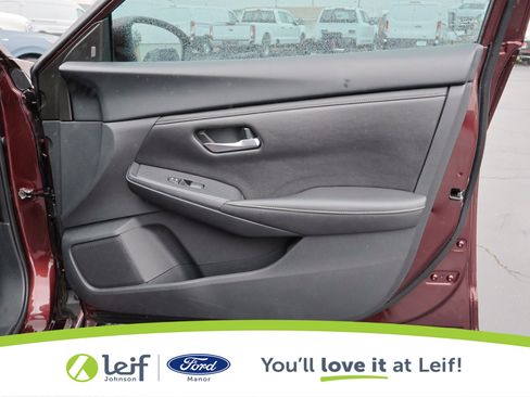 Used 2024 Nissan Sentra SV image 27