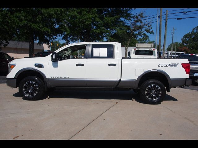 Used 2019 Nissan Titan PRO-4X w/ Pro-4x Convenience Package AWD/4WD image 2