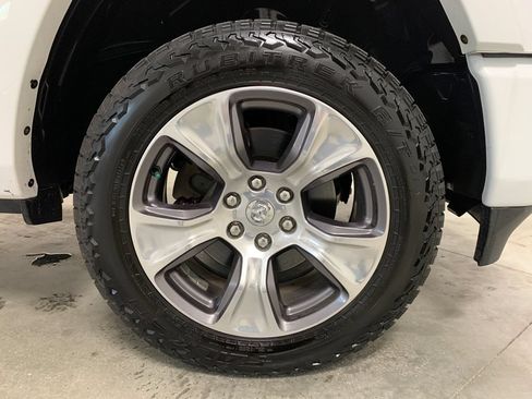 Used 2020 RAM 1500 Laramie w/ Sport Appearance Package AWD/4WD image 27