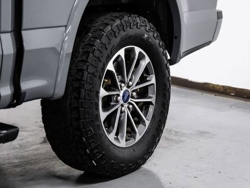 Used 2019 Ford F150 XLT w/ Equipment Group 302A Luxury image 60