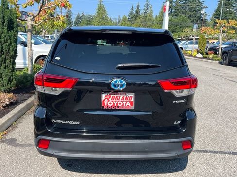 Used 2019 Toyota Highlander LE AWD/4WD image 8
