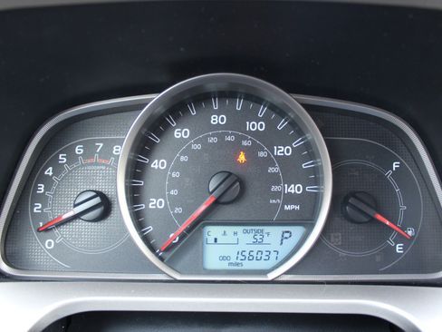 Used 2013 Toyota RAV4 LE AWD/4WD image 19