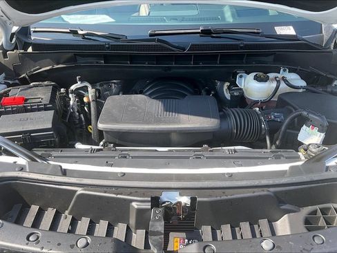 Used 2025 GMC Yukon Denali Ultimate AWD/4WD image 31