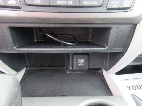 Used 2016 Honda Pilot LX image 28