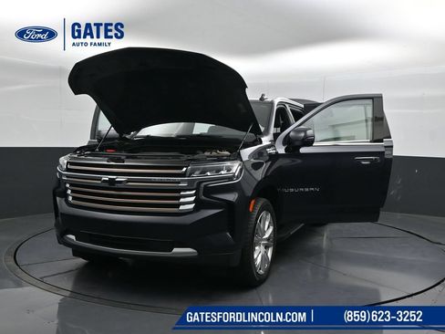Used 2022 Chevrolet Suburban High Country AWD/4WD image 63