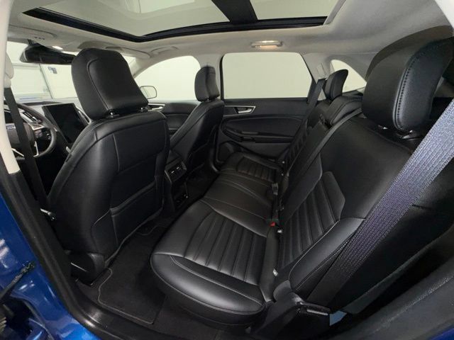 Used 2024 Ford Edge SEL w/ Convenience Package AWD/4WD image 32