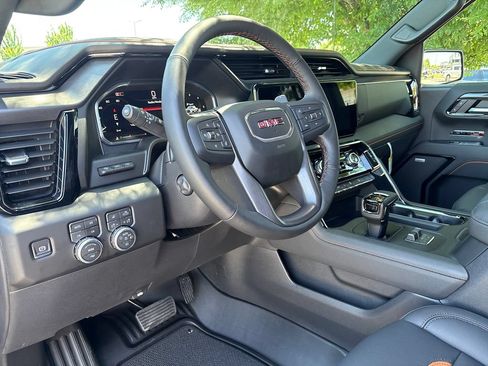 New 2026 GMC Sierra 1500 4x4 Crew Cab AT4 image 11