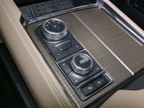 Used 2024 Ford Expedition Max Limited image 38