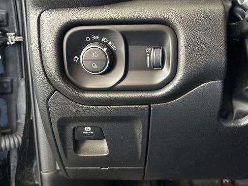 Used 2025 RAM 1500 Warlock AWD/4WD image 51