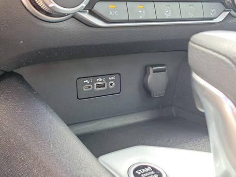 Used 2025 Nissan Altima 2.5 SV image 29