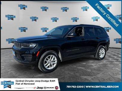 Certified 2023 Jeep Grand Cherokee Laredo w/ Luxury Tech Group I
