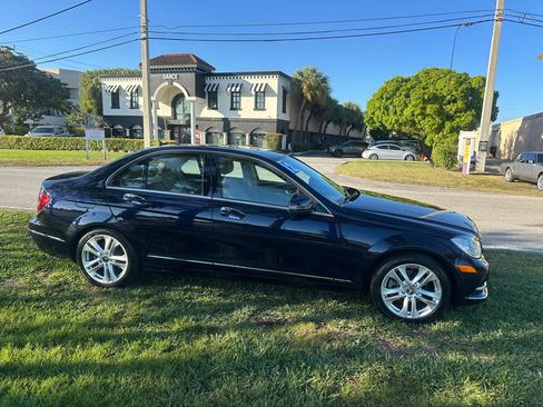 Used 2012 Mercedes-Benz C 300 Luxury image 5