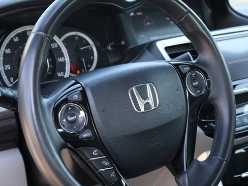 Used 2017 Honda Accord EX-L image 17