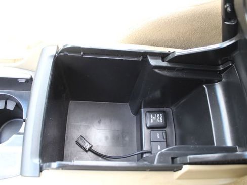 Used 2011 Honda Accord EX image 22