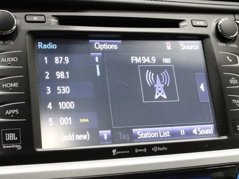 Used 2017 Toyota Highlander Limited Platinum image 26