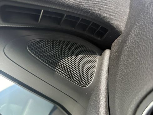 Used 2012 Volkswagen GTI 4-Door FWD image 39