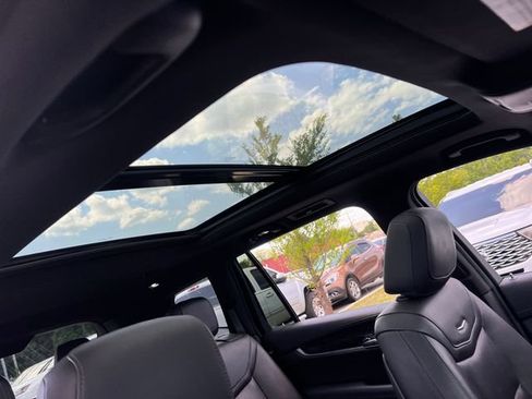 Used 2020 Cadillac XT6 Premium Luxury AWD/4WD image 35
