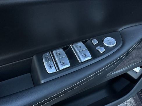 Used 2020 BMW 740i w/ Premium Package image 13