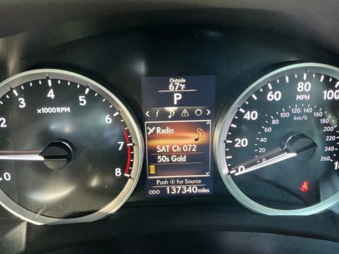 Used 2015 Lexus IS 250 image 25