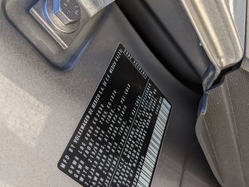 Certified 2023 Volkswagen Taos SE AWD/4WD image 30