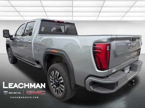 Certified 2025 GMC Sierra 2500 Denali Ultimate w/ Max Trailering Package image 6