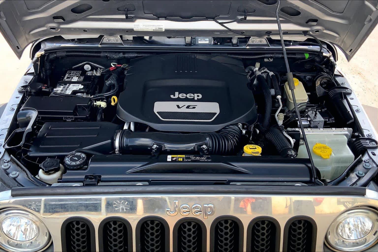 Used 2017 Jeep Wrangler Unlimited Sport w/ Quick Order Package 24S AWD/4WD image 31