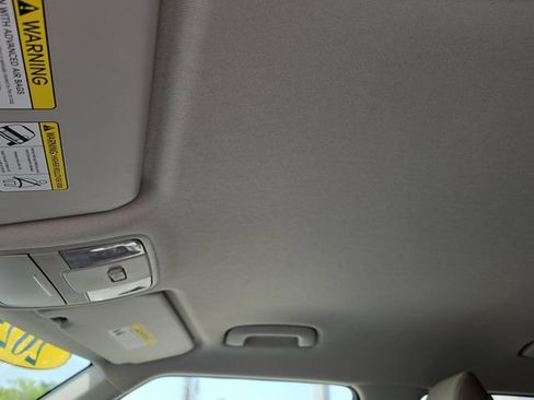 Certified 2025 Kia Soul LX w/ LX Technology Package FWD image 28