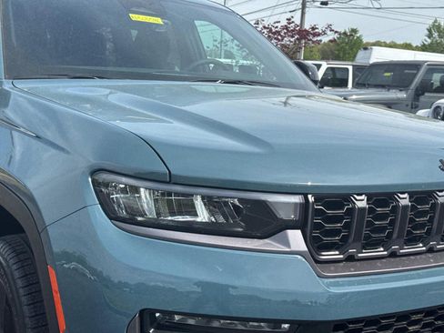 New 2026 Jeep Grand Cherokee L Limited AWD/4WD image 10