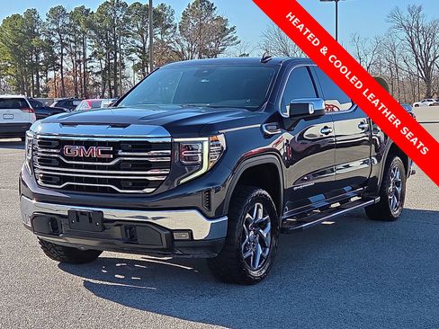 Used 2023 GMC Sierra 1500 SLT image 2
