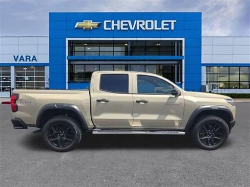 Certified 2024 Chevrolet Colorado Trail Boss AWD/4WD image 6