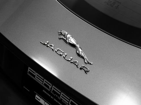 Used 2016 Jaguar F-TYPE S image 36