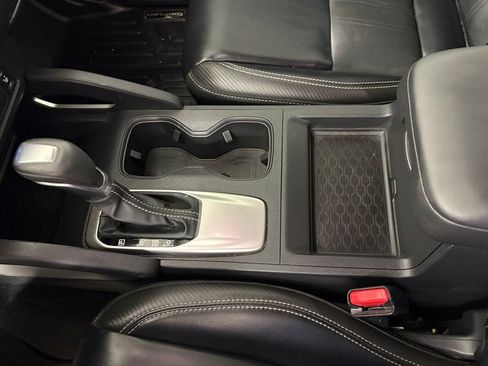 Used 2022 Nissan Frontier SV w/ SV Premium Package RWD image 29